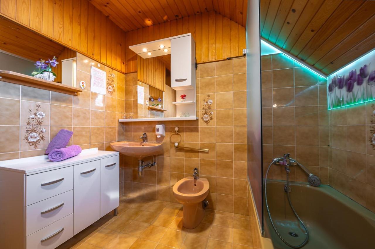 Farm Stay Trlej 베구니예나고렌스켐 외부 사진