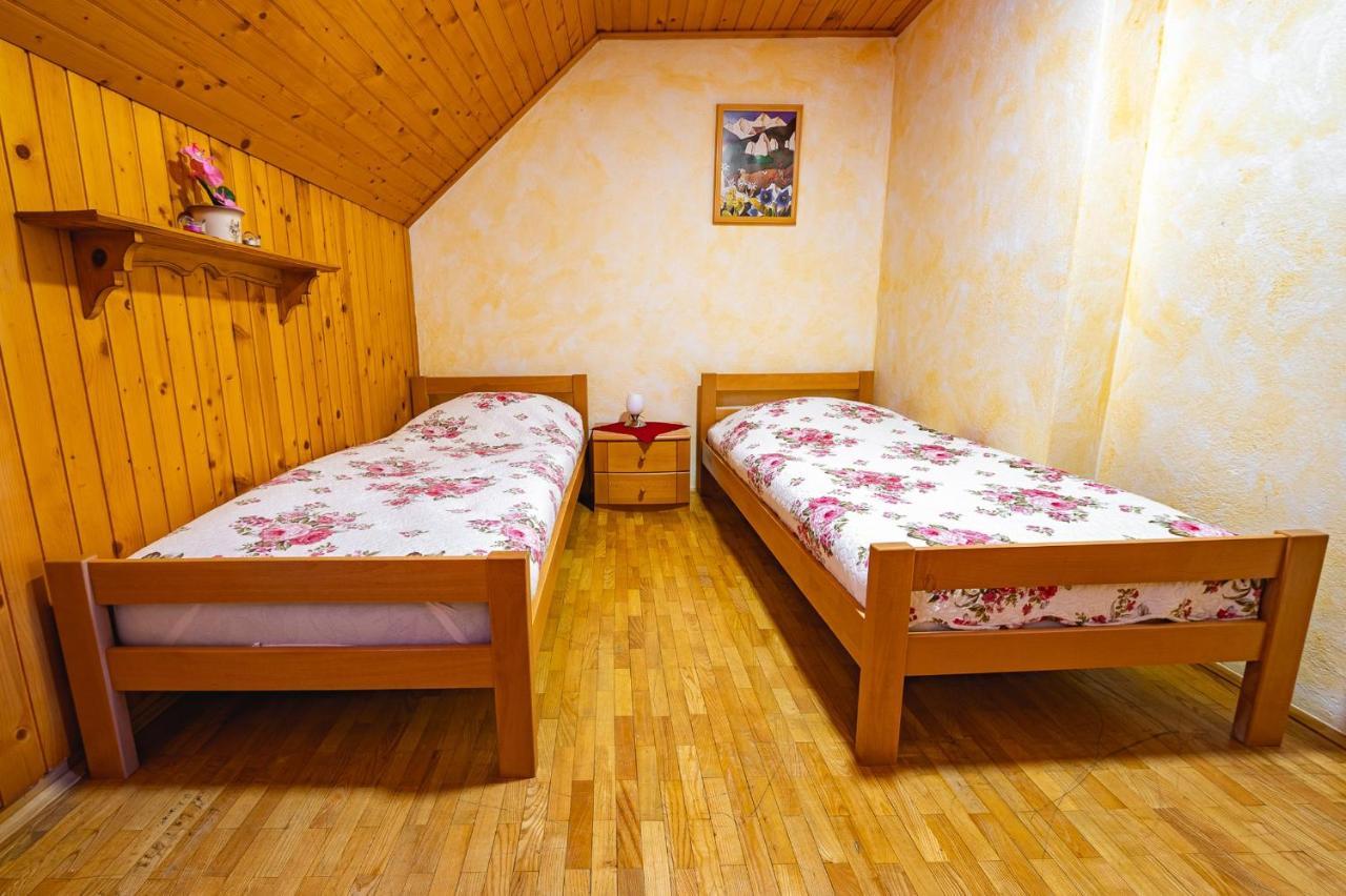 Farm Stay Trlej 베구니예나고렌스켐 객실 사진