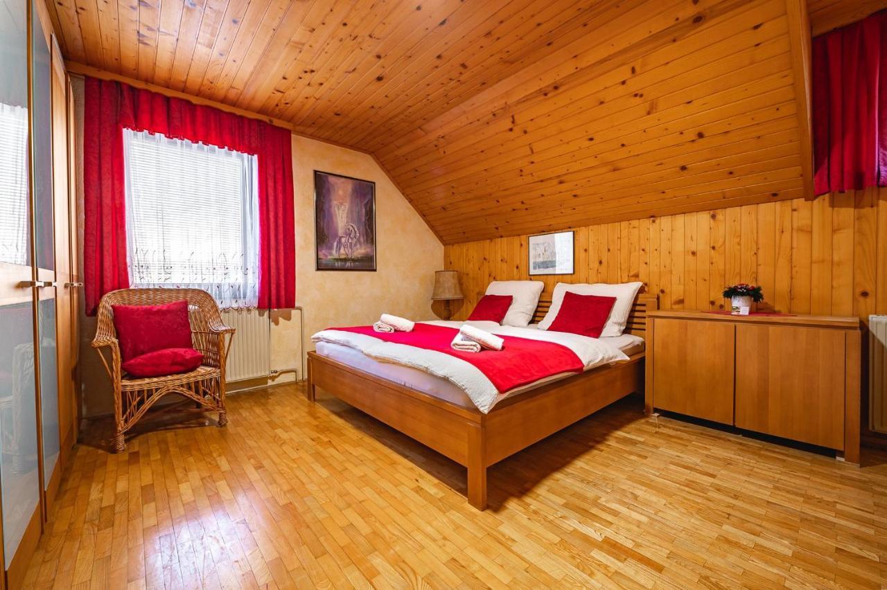Farm Stay Trlej 베구니예나고렌스켐 객실 사진
